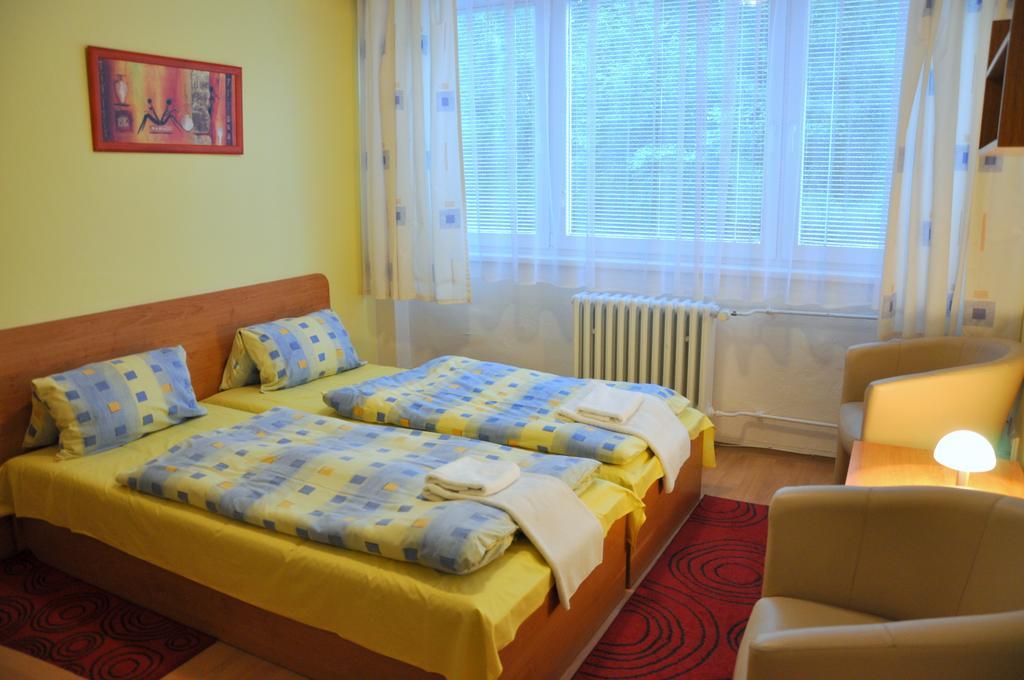 Hotel Komarov เบอร์โน ภายนอก รูปภาพ